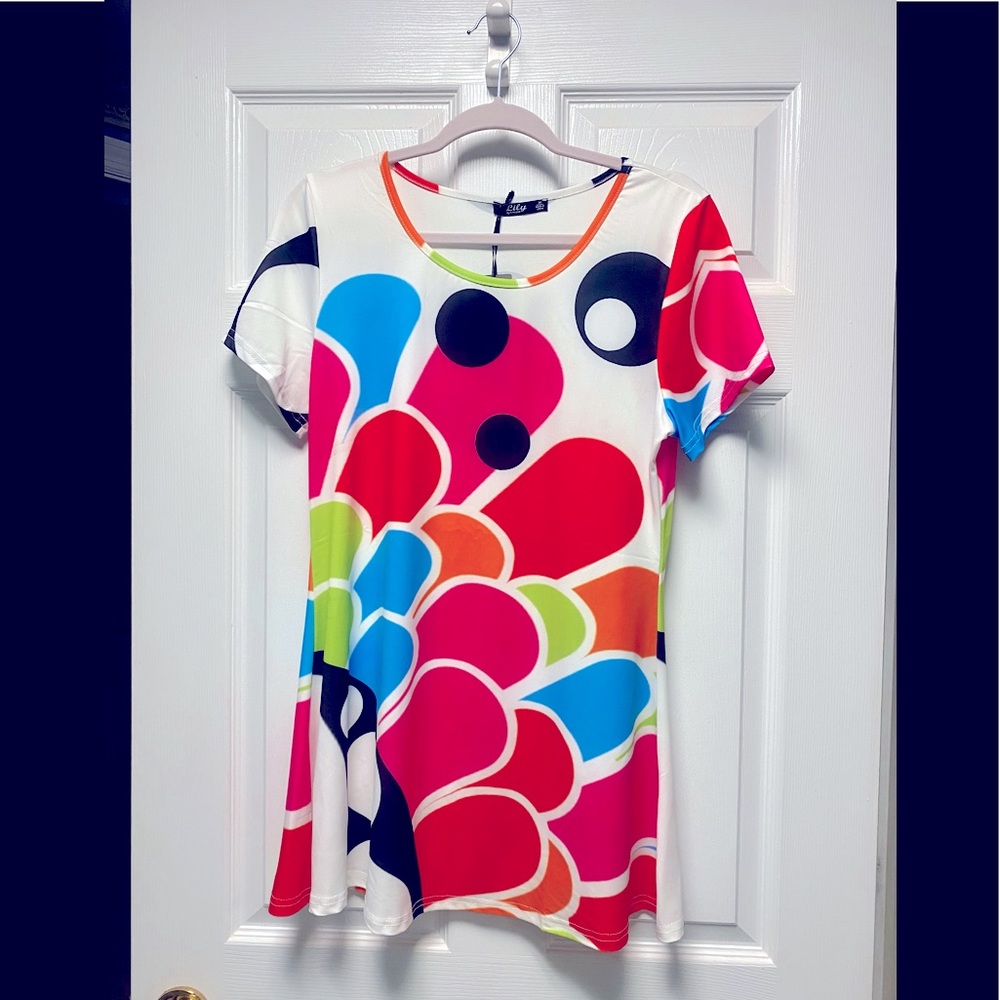 🕺NWT Lily-Bright Fun Tunic